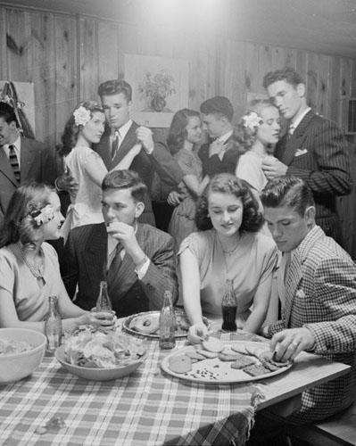 Teenagers at a party, Tulsa, OK, 1947<br/>