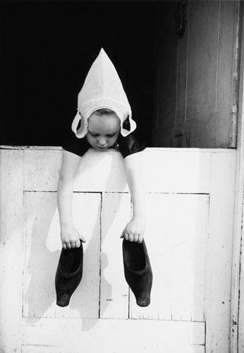 Photo: Dutch Girl, Staten Island, NY, 1961 Gelatin Silver print #1111