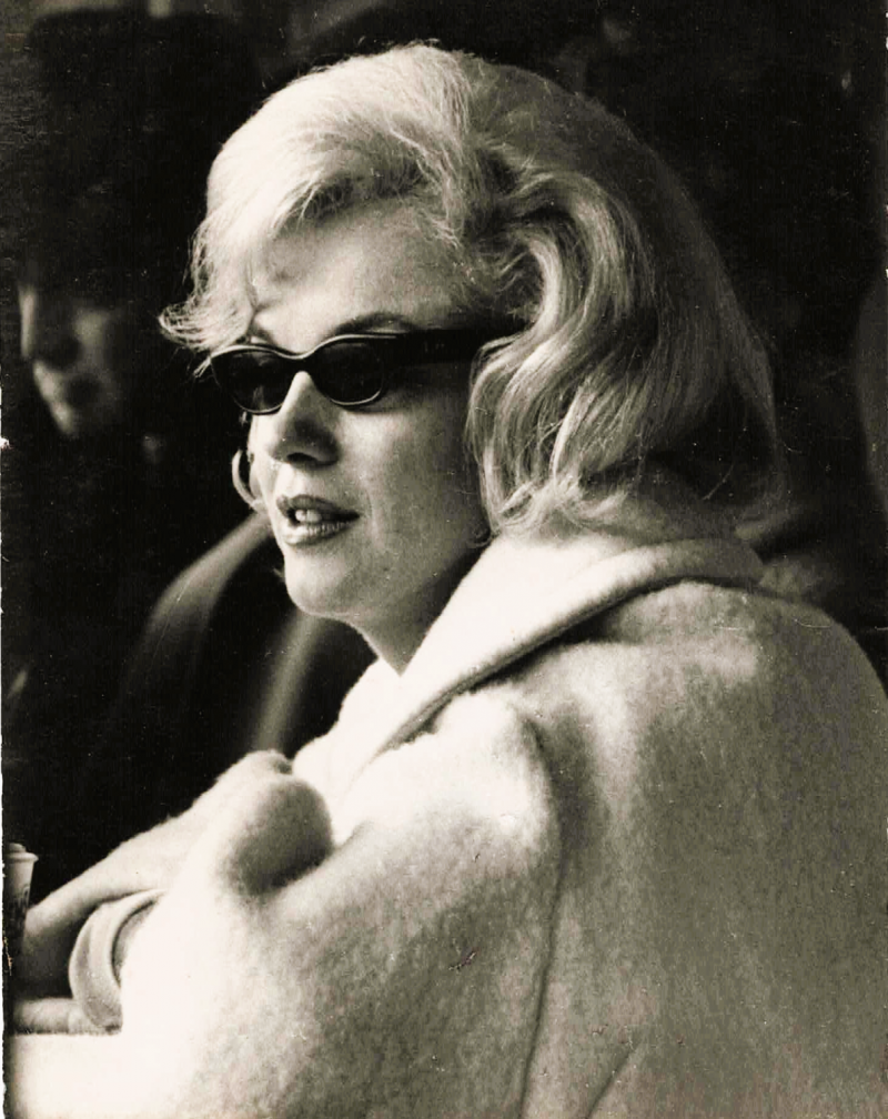 Photo: Marilyn Monroe at a New York Yankees baseball game, Yankee Stadium, c. 1954 Vintage Gelatin Silver Print #1184