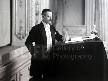 Thomas Mann accepting Nobel Peace Prize, Stockholm, 1929