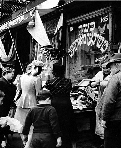 Jewish shop on Lower East Side, Manhattan, 1940