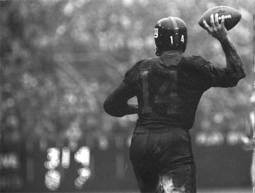Y. A. Tittle, New York Giants, Yankee Stadium, December 12, 1964<br/>