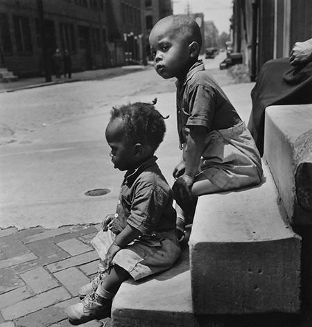 Ida Wyman Children on stoop, Philadelphia, PA, 1947 