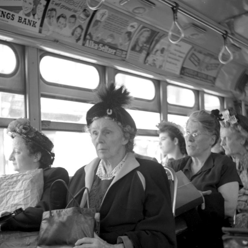 Photo: Woman on the bus, New York, c. 1946-1950 Gelatin Silver print #2717