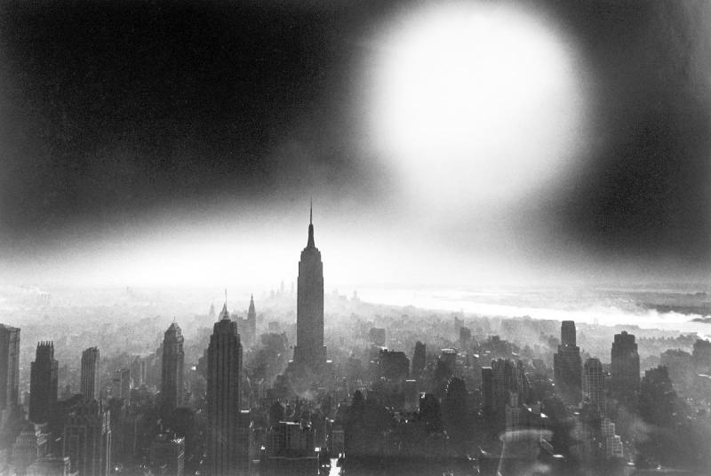 Photo: William Klein: Atom Bomb Sky, New York, 1955 Gelatin Silver print #2758