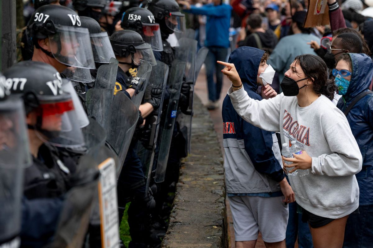 May 4, 2024: Police from the University of Virginia along with Virginia State Police cleared an encampment in support of Palestine before forcing the protesters off Grounds into the street.