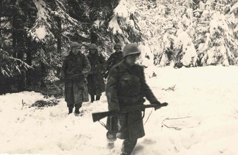 Photo: Moving up in the Ardennes, 1944 Vintage Gelatin Silver Print #2903