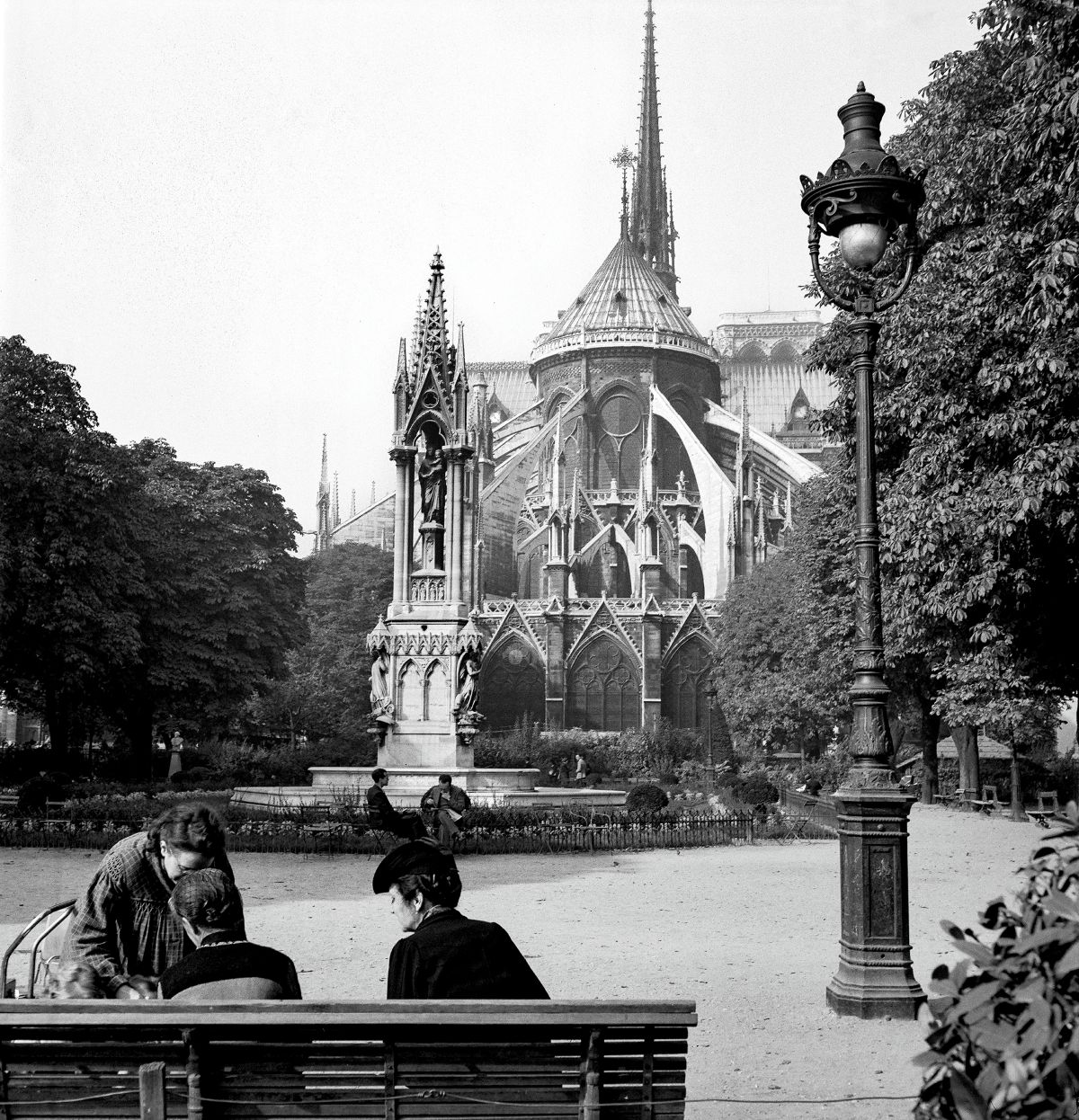 Notre Dame, Paris, c.1950