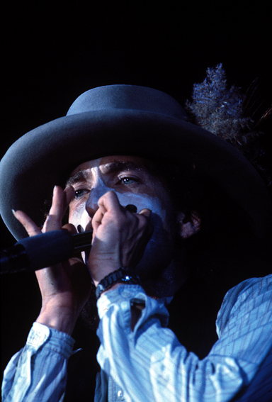  Bob Dylan, with harmonica, 1975