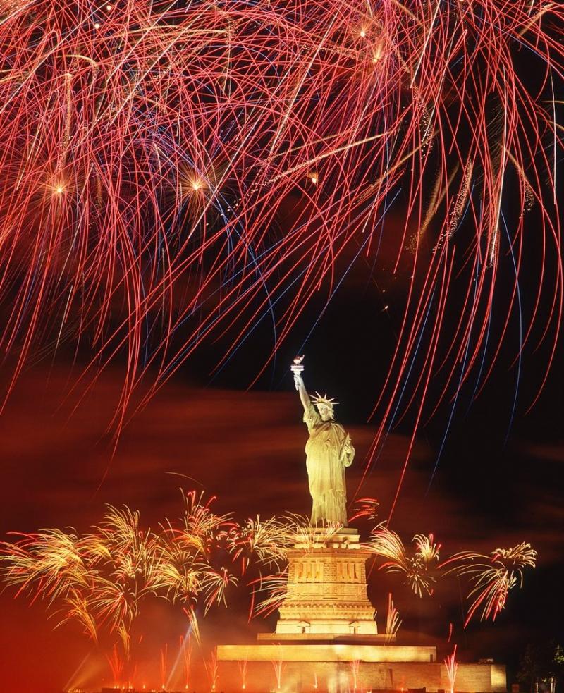 Neil Leifer Statue of Liberty, New York Harbor, July 3, 1986 Please contact Gallery for price