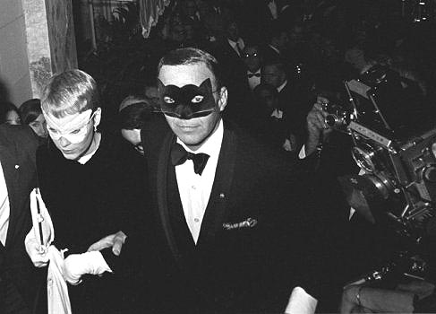 Frank Sinatra and Mia Farrow at Truman Capote's Ball, New York, 1966