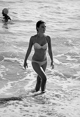 Photo: Natalie Wood, Malibu, 1963 Gelatin Silver print #630