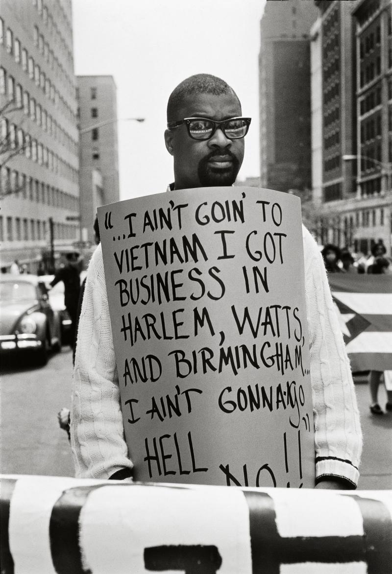 Steve Schapiro I Ain't going.... Please contact Gallery for price