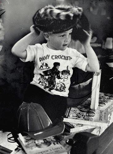 Davy Crockett Craze, Chicago 1955 Gelatin Silver print